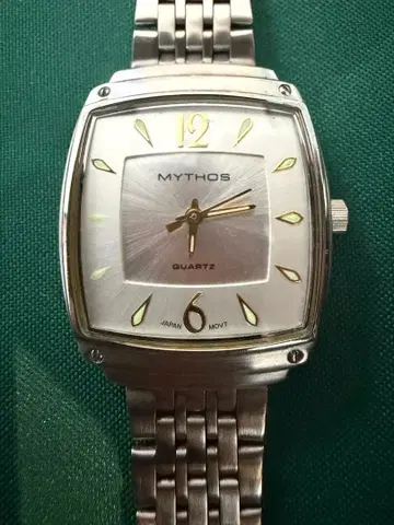 MYTHOS 손목시계