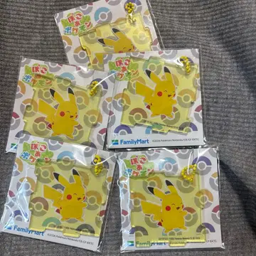 훼미리마트 포켓몬 콜라보 아크릴 퍼즐 키링 피카츄 5개