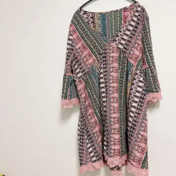 보헤미안 올 패턴 튜닉 보트넥 벨 슬리브 스캘럽 레이스 L