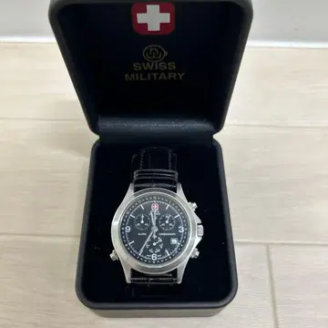SWISS MILITARY 크로노그래프 손목시계