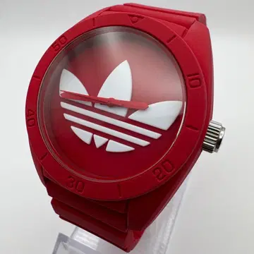 adidas 손목시계 빨간색 빅 로고 새상품급 작동