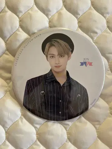 SEVENTEEN museam 2019 준 빅 캔뱃지