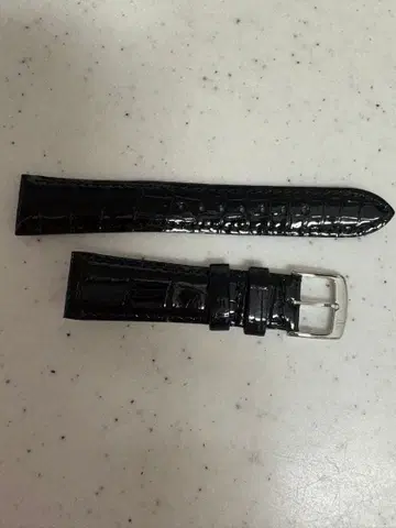 크레도르 가죽 벨트 손목시계 검정