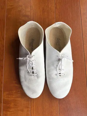 레페토 화이트 플랫슈즈 사이즈 40