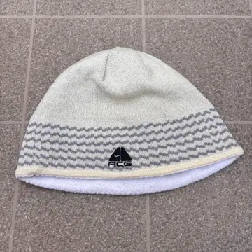 00s nike ACG 화이트 아카이브 비니 니트 모자