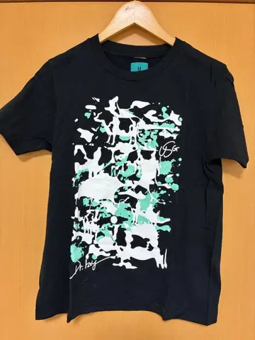UNISON SQUARE GARDEN 카모플라쥬 목장T 블랙