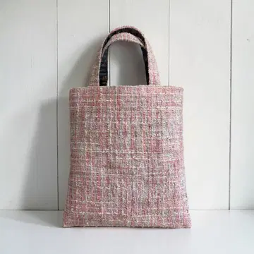 미니 타입 밀키 핑크 스팽글 부착 트위드 토트백 핸드메이드