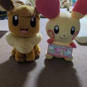 이브이 플러스 봉제 인형 세트