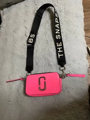 MARC JACOBS THE SNAPSHOT 카메라백 핑크
