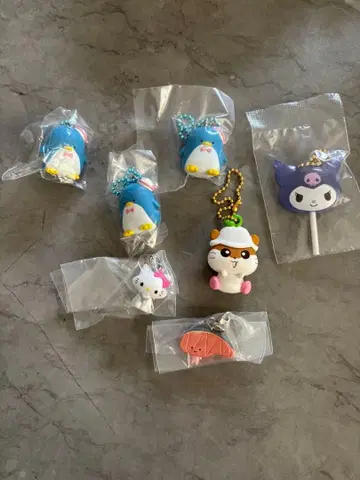 산리오 턱시도샘 챠미키티 키리미 코로코로쿠린 쿠로미