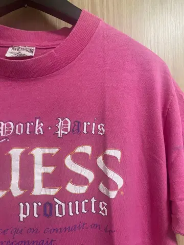 90년대 GUESS 핑크 T셔츠 구제 의류