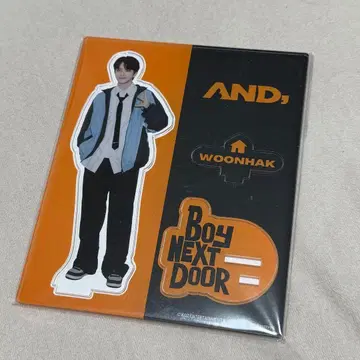 boynextdoor와 운학 아크릴 스탠드