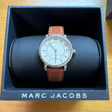 마크 제이콥스 손목시계