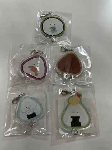 꽉 쥔 오니기리 군 복권 E상