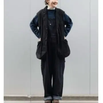 미사용 새상품 최근 모델 nest Robe 피크 라펠 베스트