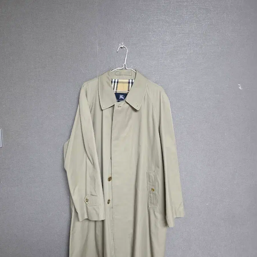 44 / Burberry Beige Camden Car Coat 8018811 | Bunjang Global