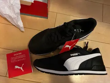 최초 가격 인하 새상품 23.5 PUMA 블랙 화이트 스니커즈