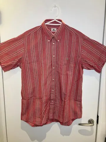 프렌치 라코스테 Lacoste 반팔 스트라이프 버튼 다운 셔츠 레드