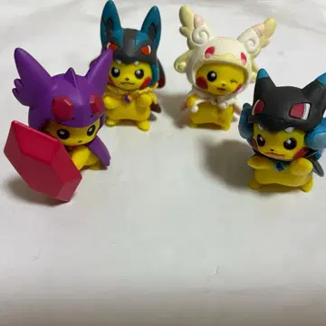 피카츄 피규어 4개 세트