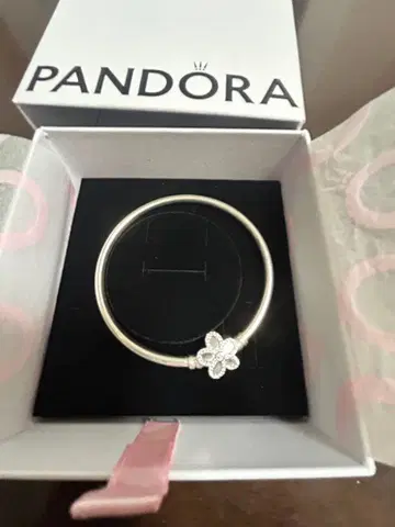 판도라 플라워 모티브 뱅글