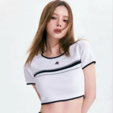 andwang border design knit tops