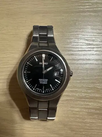 SEIKO TITANIUM 8F32-0220 JAPAN 남성용 손목시계
