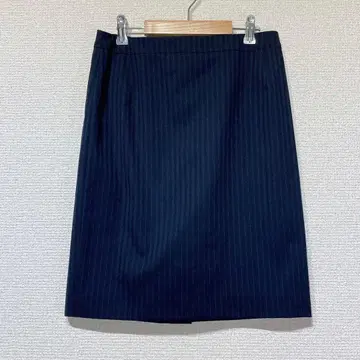 언타이틀 스트라이프 스커트 네이비 깔끔한 출퇴근 오피스 b175