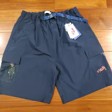 그라코프 네이비 숏팬츠 XL 죠죠의 기묘한 모험