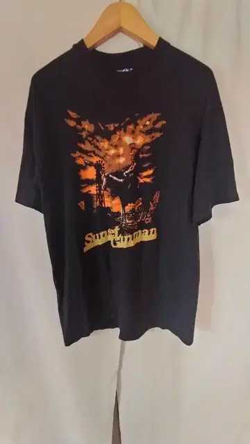 빈티지 90년대 헤인즈 sunset gunman 프린트 T셔츠 블랙 L
