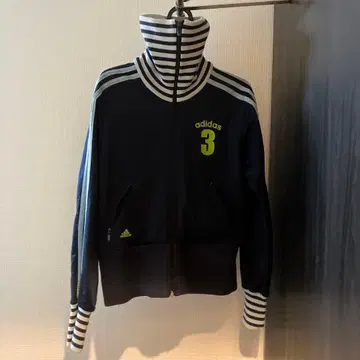 아디다스 저지 03년식 Y2K 보더 옷깃