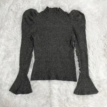 [새상품급] 볼륨 슬리브 글리터 립 니트 탑 M