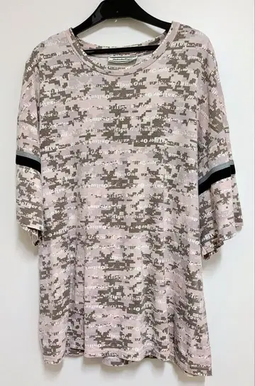 오니츠카타이거 새상품급 T셔츠 사이즈 L