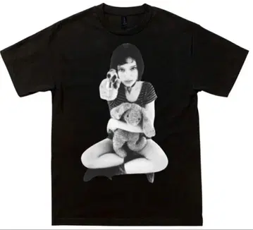 미사용 새상품 90년대 영화 레옹 마틸다 티셔츠 / 블랙