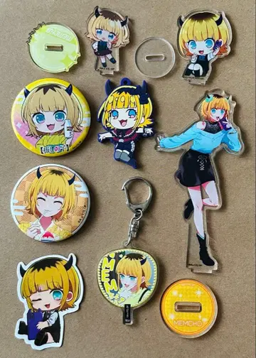 최애의 아이 메무쵸 아크릴 스탠드 캔 배지 키링 묶음 판매