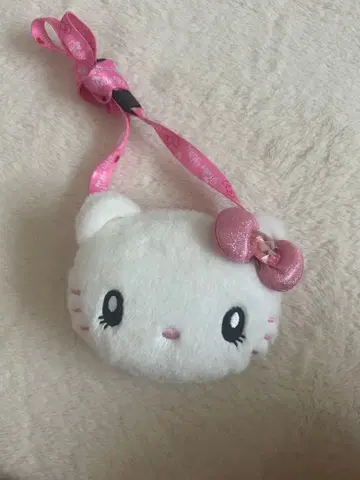 USJ 키티 목걸이 파우치