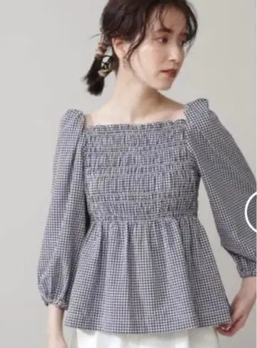 깅엄 체크 셔링 블라우스