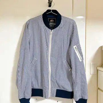 알파인더스트리 점퍼