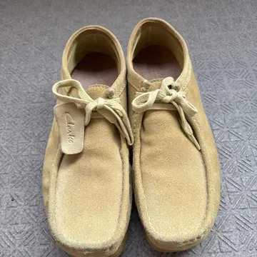 Clarks 왈라비