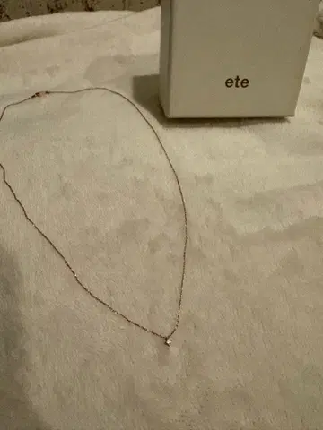 ete 다이아몬드 목걸이