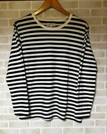 애니에스 베이 화이트 블랙 보더 티셔츠