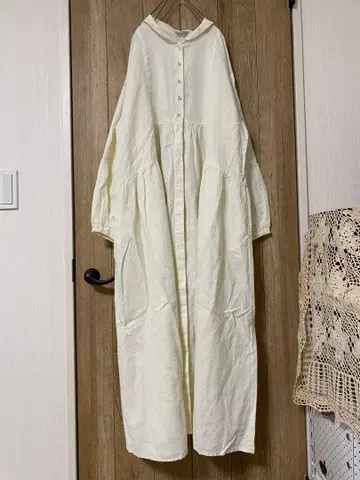 새상품 사만사 모스모스 크로스 린넨 숄카라 원피스 오프 화이트 M 사이즈