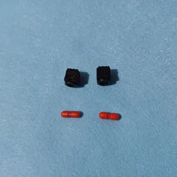 펀치 좌우와 미사일 2개