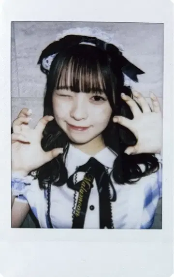 CUTIESTREET 우메다 미유 촬영 폴라로이드