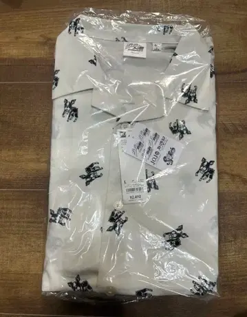 GU 죠죠 이기 오픈 카라 셔츠 콜라보