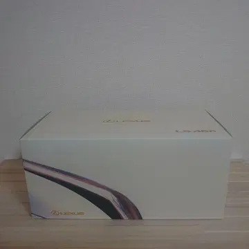NOREV 1/18 렉서스 LS 460 화이트