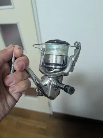 SHIMANO 스피닝 릴 스트라딕 4000MHG