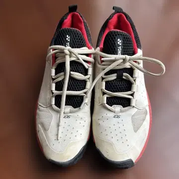YONEX 테니스화 106 화이트/레드