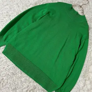 [고품질] SHIPS 하이넥 풀오버 그린