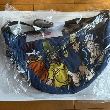 그라니프 죠죠의 기묘한 모험 오잉고 보잉고 미니 숄더백 이기