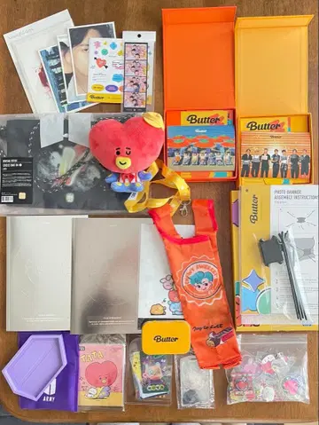 BTS CD DVD 외 BT21 굿즈 세트 묶음 판매